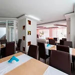 Hayat 3* Сараево