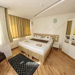 Hotel Hayat 3*