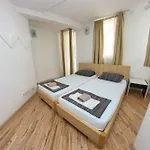 Hayat Hotel