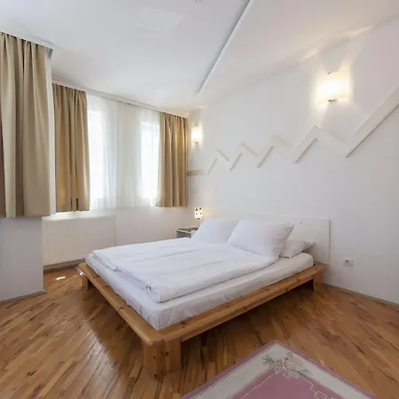 Hayat 3*