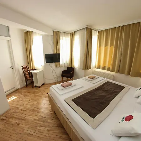 Hayat Hotel