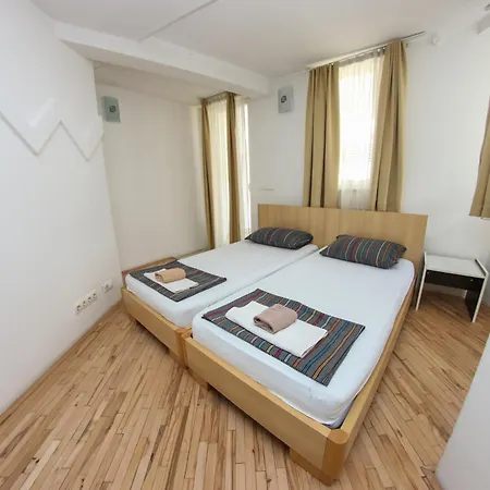Hayat Hotel