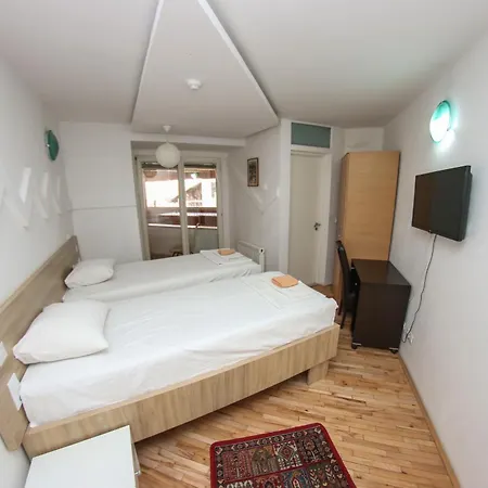 Hotel Hayat 3*