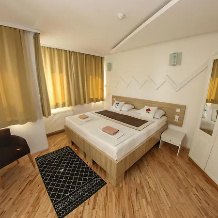 Hotel Hayat 3*